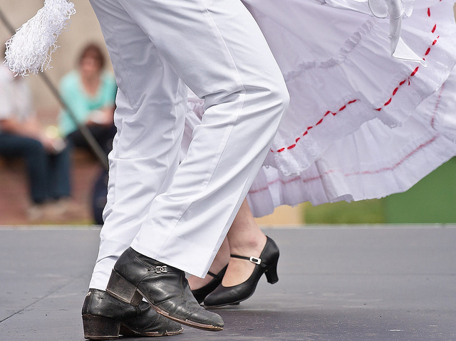 'Dancing' by Richard Taylor, released on Flickr under the Creative Commons Attribution License (https://creativecommons.org/licenses/by/2.0/), found via Wylio Dancing from Flickr via Wylio